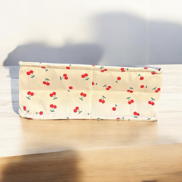 Cream Cherry Print Canvas Tote Bag with Removable Strap New - Picture 5 of 7